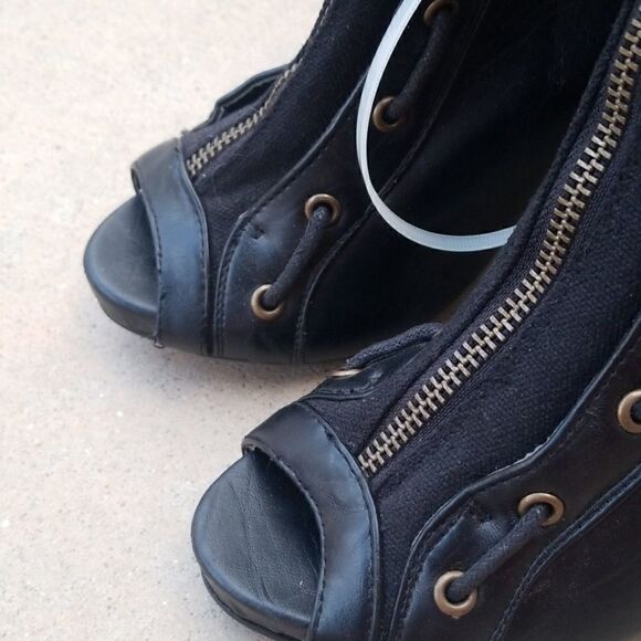 NWOB Glamorous Peep Toe Boots - Picture 2 of 8